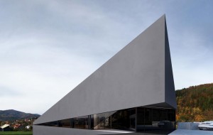 RE: BIAS House: dom inspirowany górzystym terenem. Nowy projekt pracowni REFORM Architekt zdj. 4