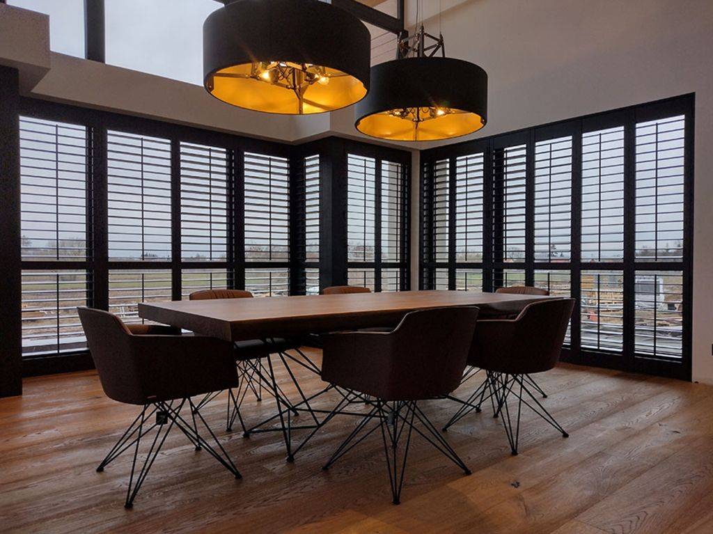 Okiennice wewnętrzne (shutters) - styl, funkcjonalność i ponadczasowa elegancja zdj. 3